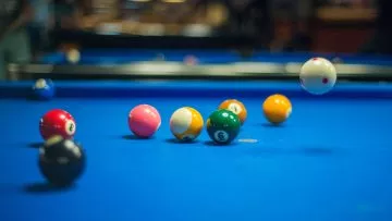 pool-1593845_1920