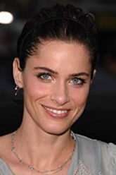 Amanda Peet